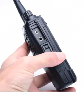 Baofeng UV-6 Dual-band handheld transceiver